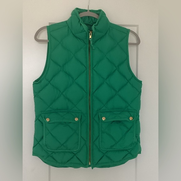 J. Crew Green Quilted women’s Vest size Small - Picture 1 of 8
